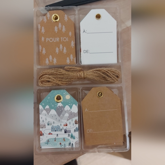 48 Gift tags - Picture 2 of 4
